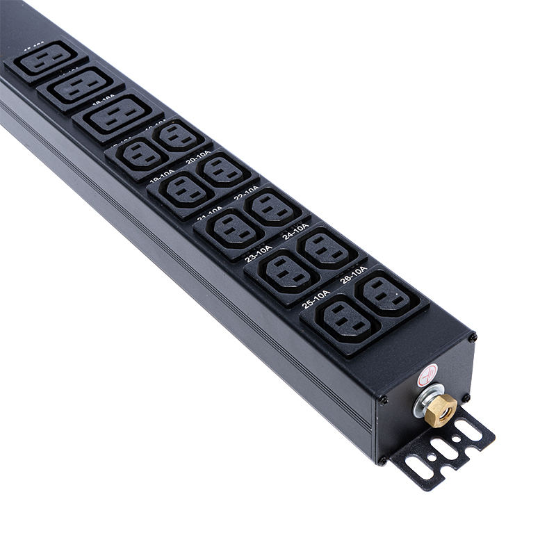 Rak Cerdas TCP/IP PDU 26 Outlet IEC C13 /C19 1,5U Pemutus Sirkuit Magnetik Cair Vertikal