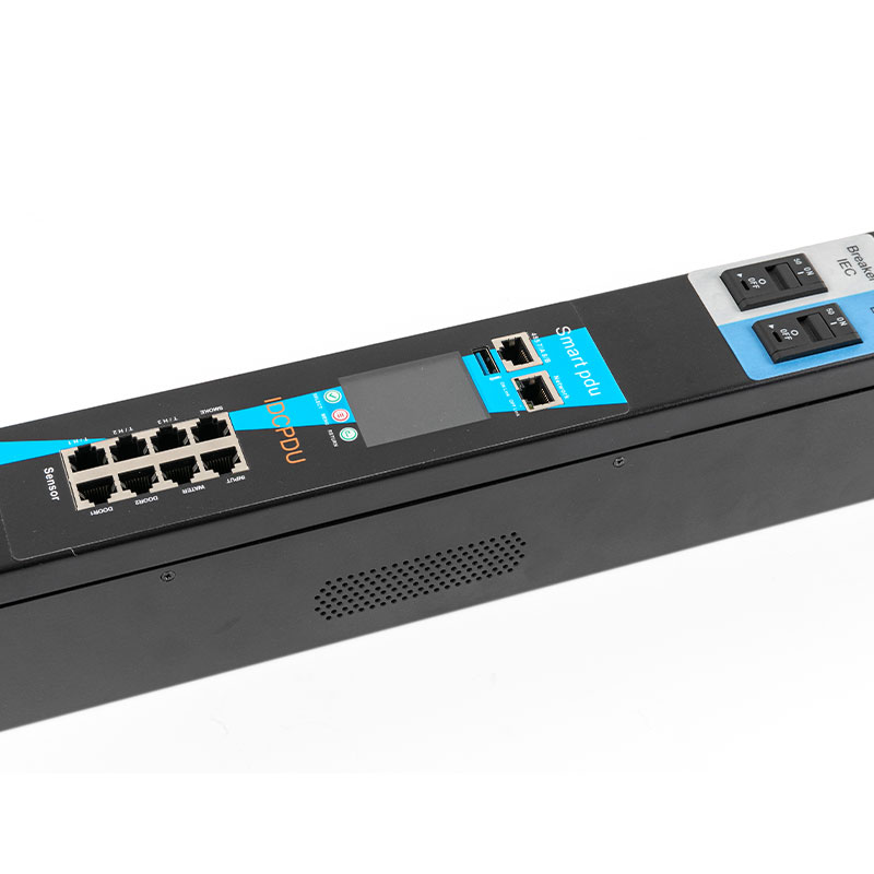 Sirkuit Magnetik Hidraulik 16-Outlet Sensor TCP/IP Vertikal eco Smart Rack Pdu