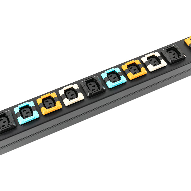 19-Outlet C13 C19 Pemutus Vertikal 3 SPD Rak Beralih Pdu